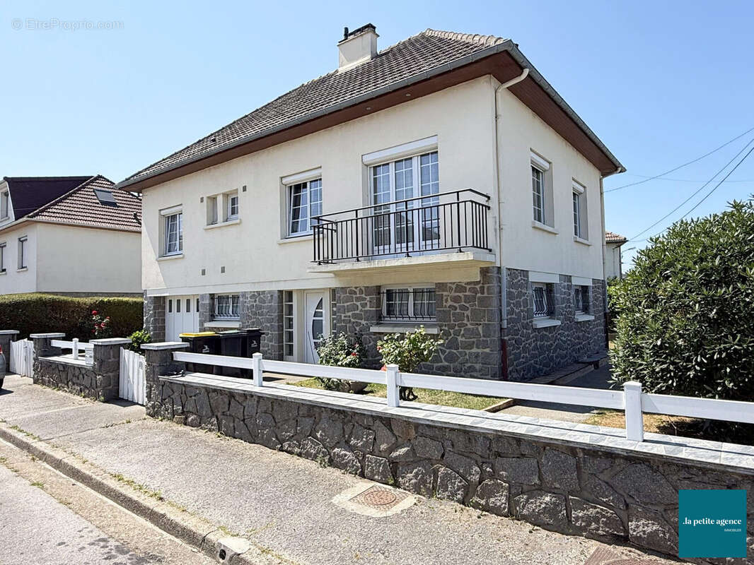 Maison 121 m² à Bretteville  - photo 2