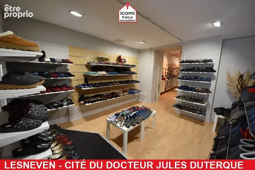 Finistere - lesneven (29260) - a vendre - locaux commerciaux avec vitrine - reserve - bureau - atelier - jardin - beau potentiel - photo 6