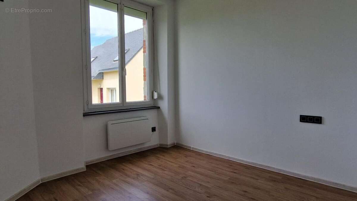 Maison 73 m² à Laurenan  - photo 5