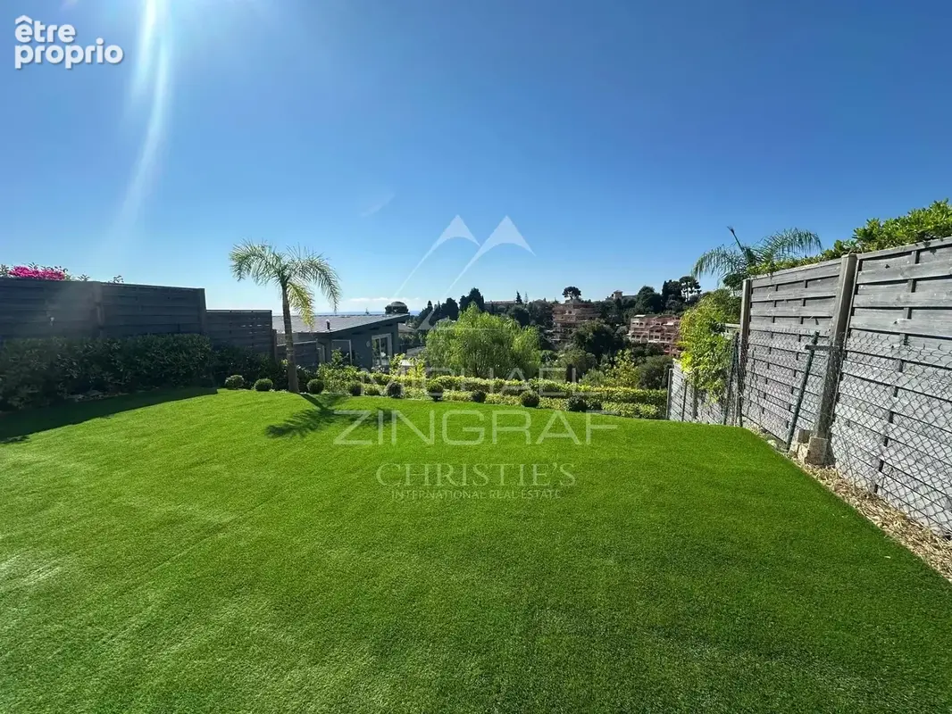 Roquebrune-Cap-Martin - Appartement avec jardin privatif de 130 m² - photo 8