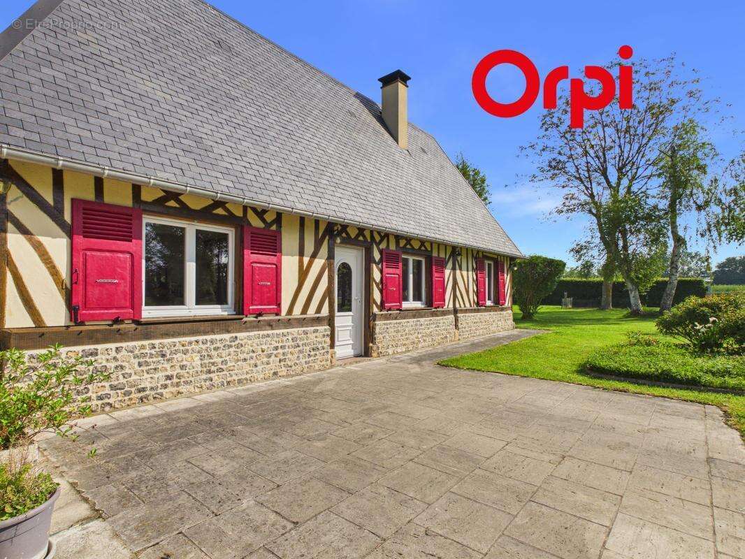 Charmante maison normande rénovée avec dépendances et grand terrain - photo 18