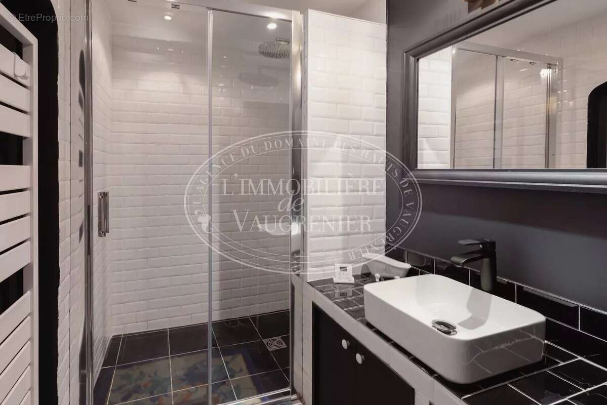 Maison à ROQUEFORT-LES-PINS