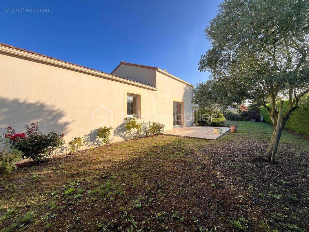 Maison à LE LOROUX-BOTTEREAU