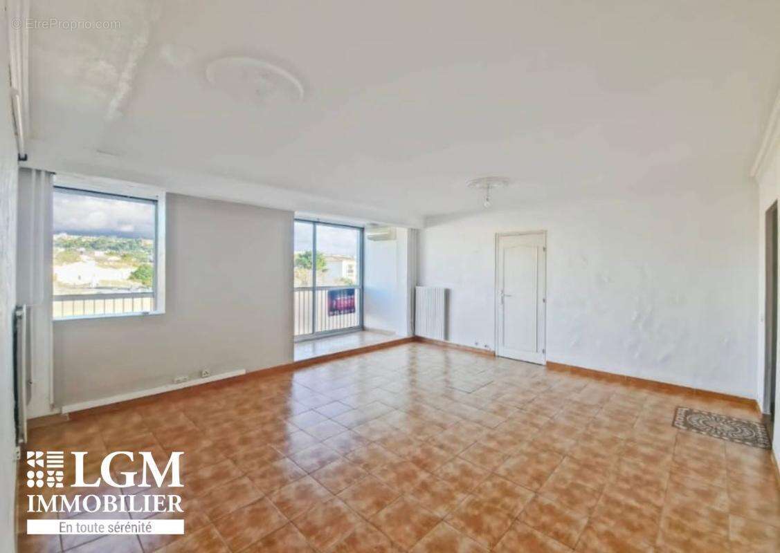 Appartement à VITROLLES