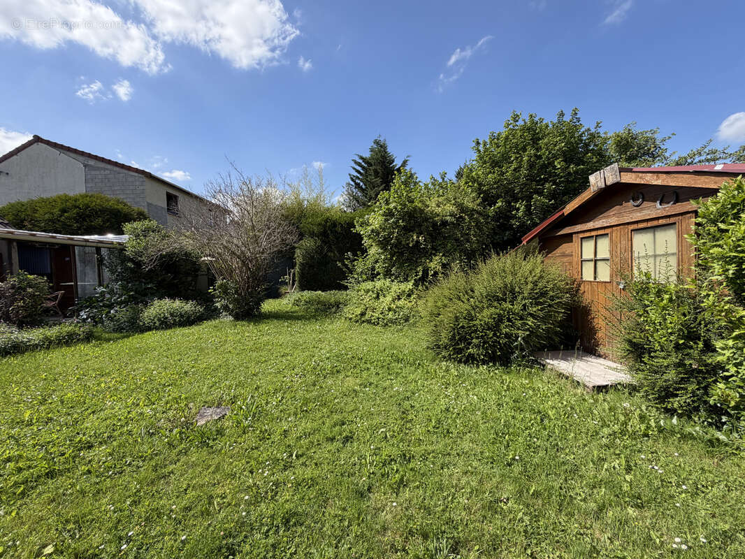 Maison à TREMBLAY-EN-FRANCE
