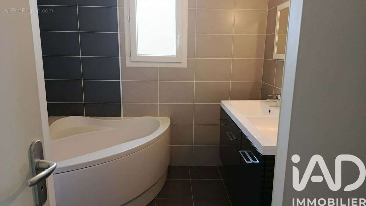 Maison 99 m² à Marseillan  - photo 8