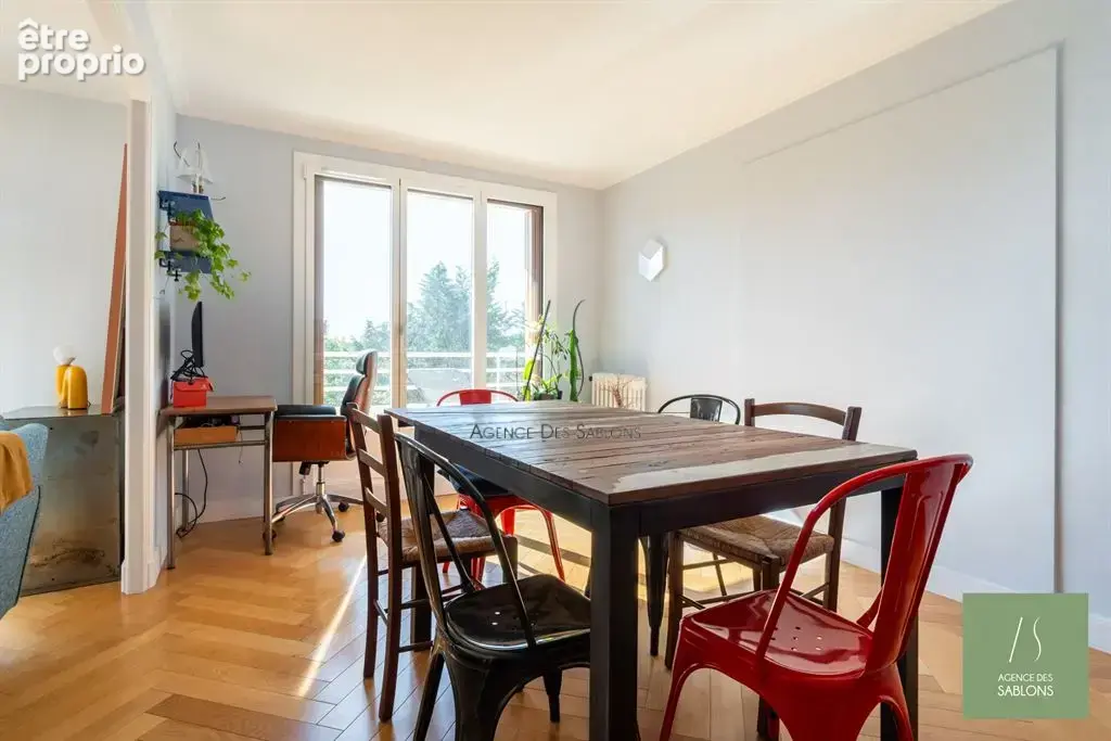 Appartement 5 pièces 100 m² à vendre à Le Vesinet (78110) - photo 5