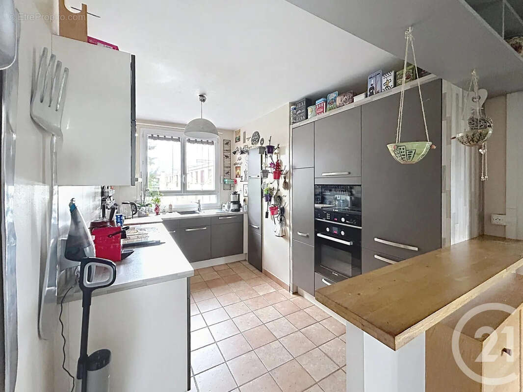 Appartement à GARGES-LES-GONESSE