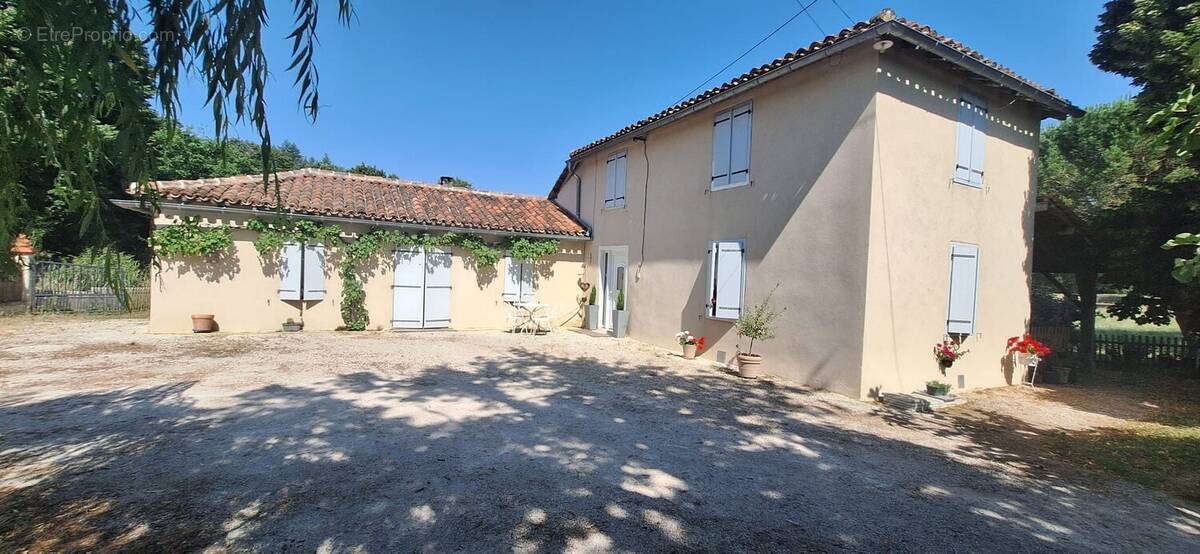 Home Masseube GERS 32 - Maison à MIRANDE