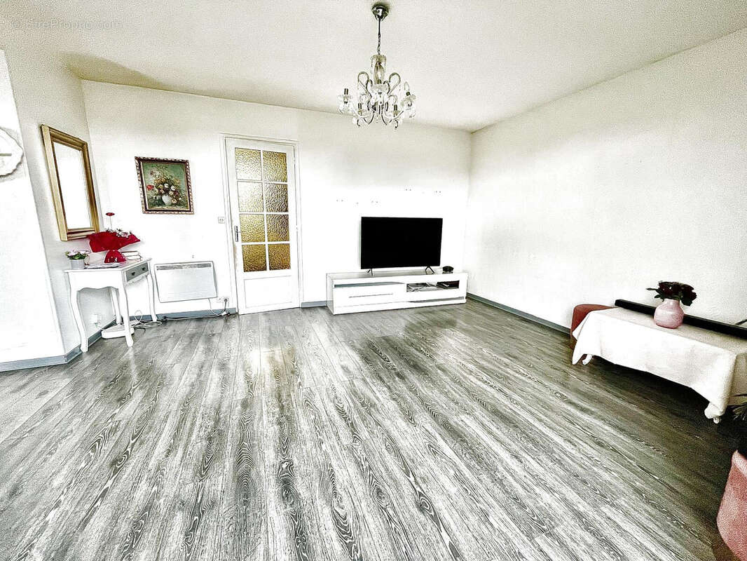 Maison à COULOMMIERS