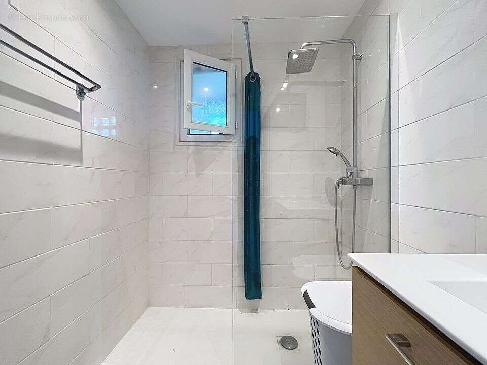 Appartement dernier etage apercu mer - photo 6