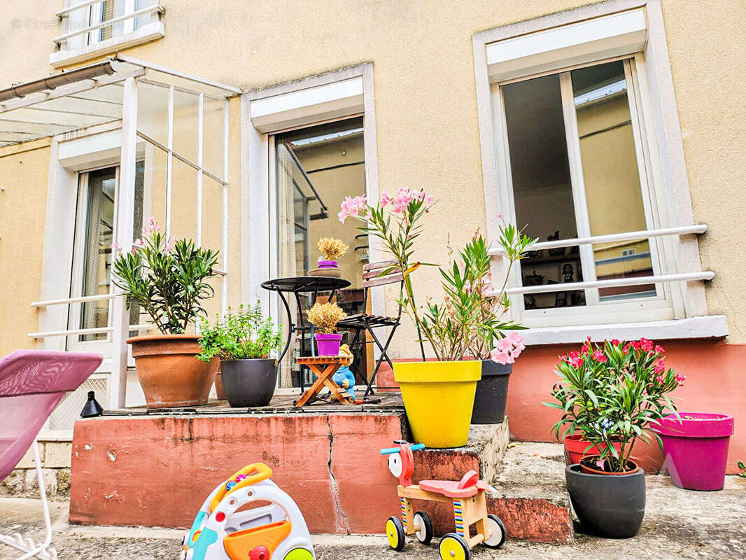 Maison Montreuil 4 pièce(s) 136.5 m2 - photo 2