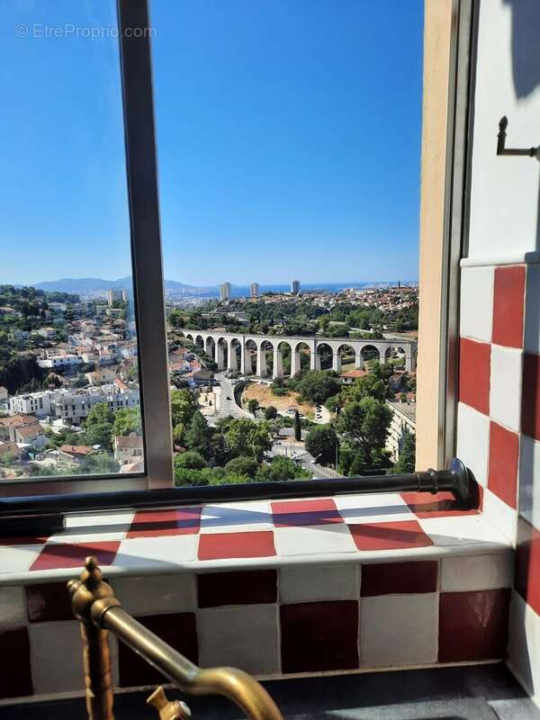 Appartement à MARSEILLE-15E