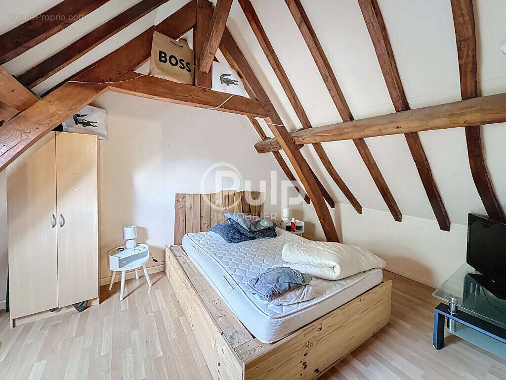 Appartement à CHERIENNES