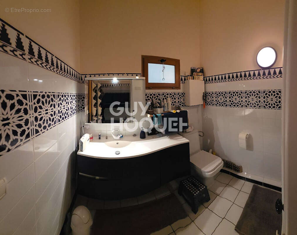 Maison à NEZIGNAN-L'EVEQUE