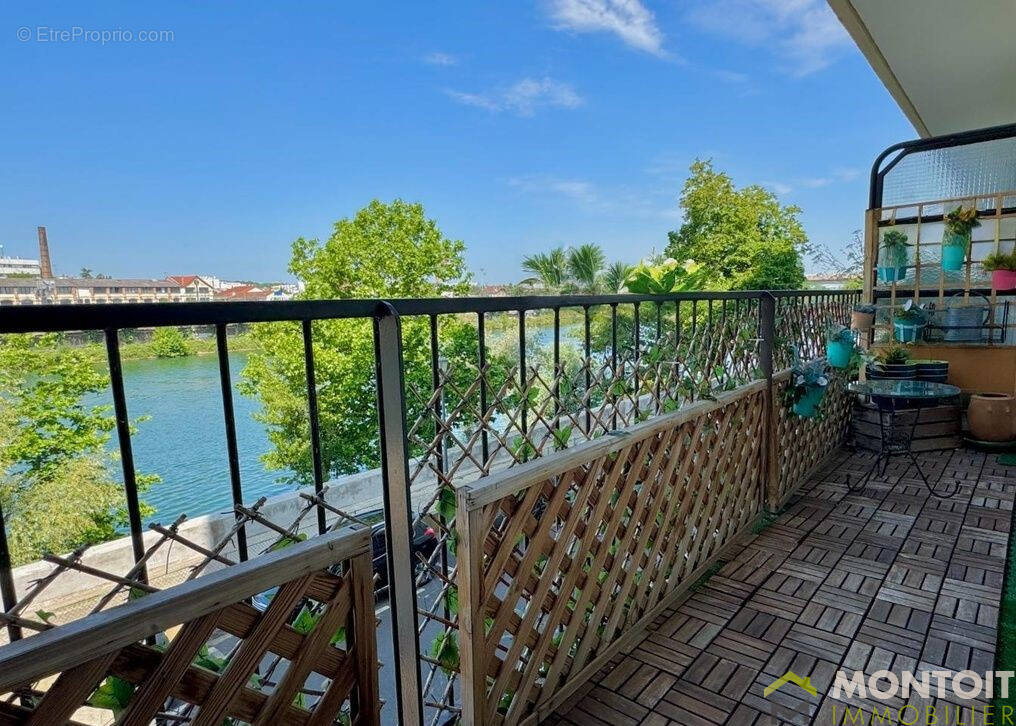 Appartement à CHOISY-LE-ROI