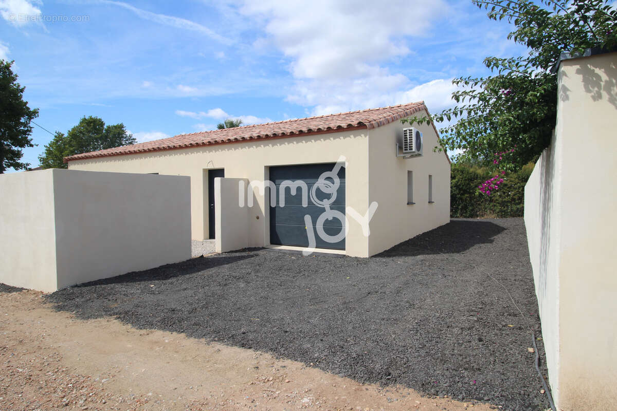 Maison à TOUROUZELLE