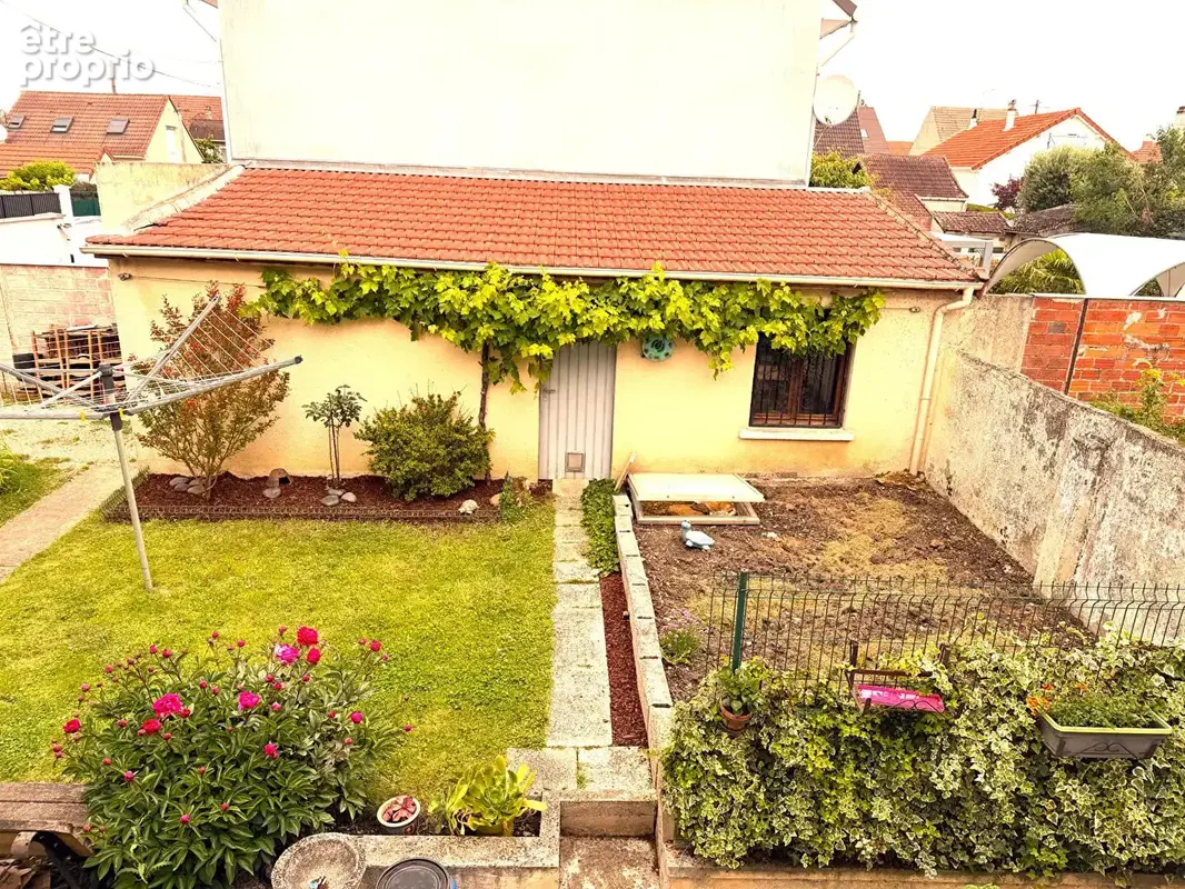 Maison 100 % individuelle sur 299 m² Quartier résidentiel calme - photo 5