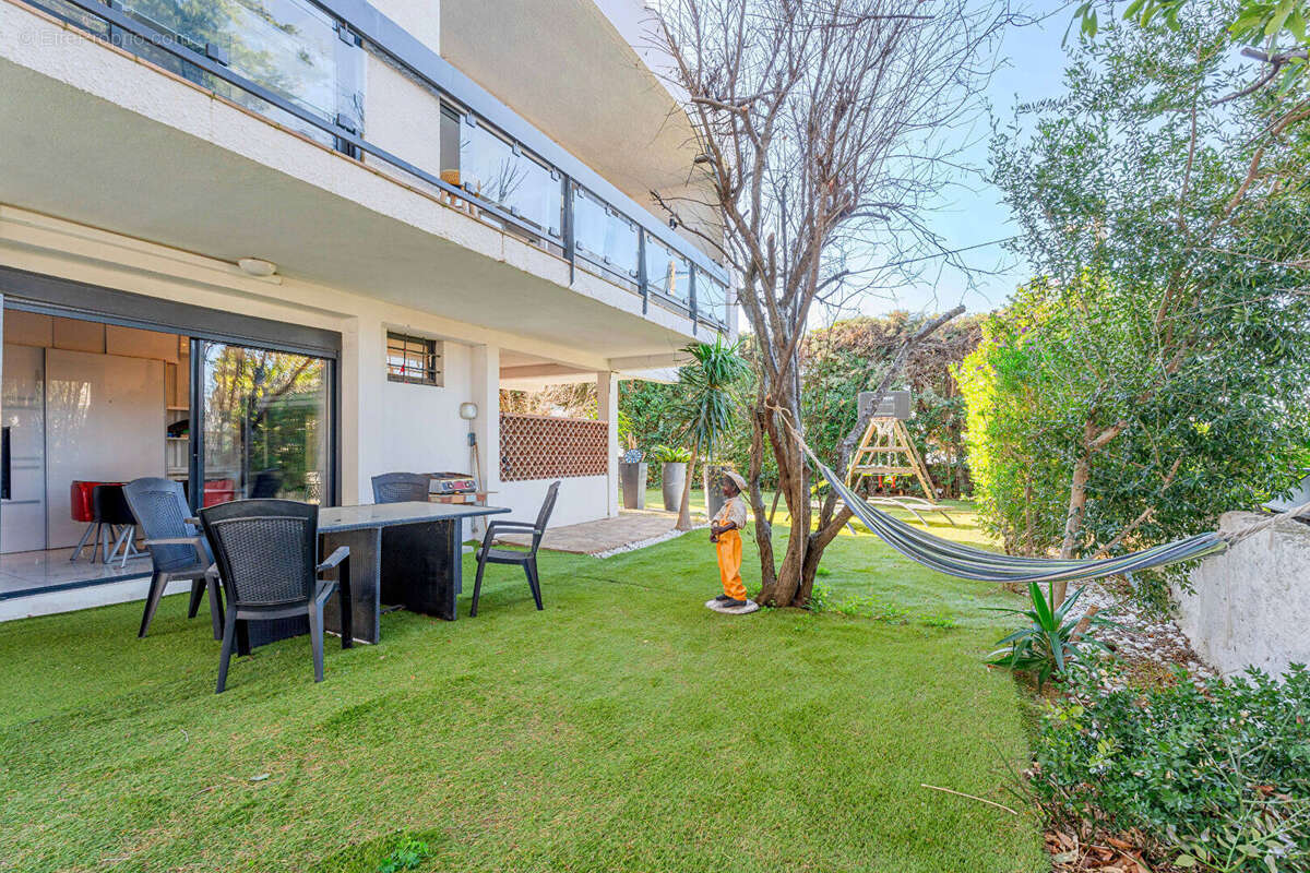 Maison à SIX-FOURS-LES-PLAGES