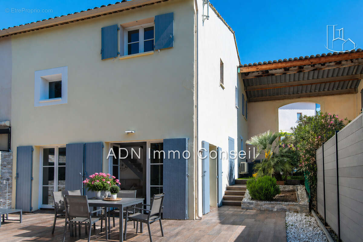 Maison à MALLEMORT