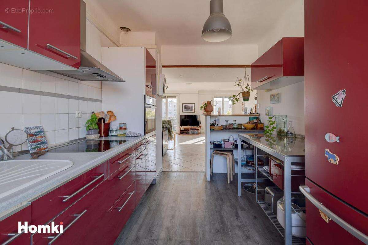 Appartement à MARSEILLE-7E