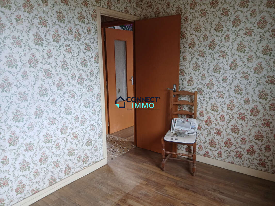 Maison 78 m² à Gourin  - photo 5