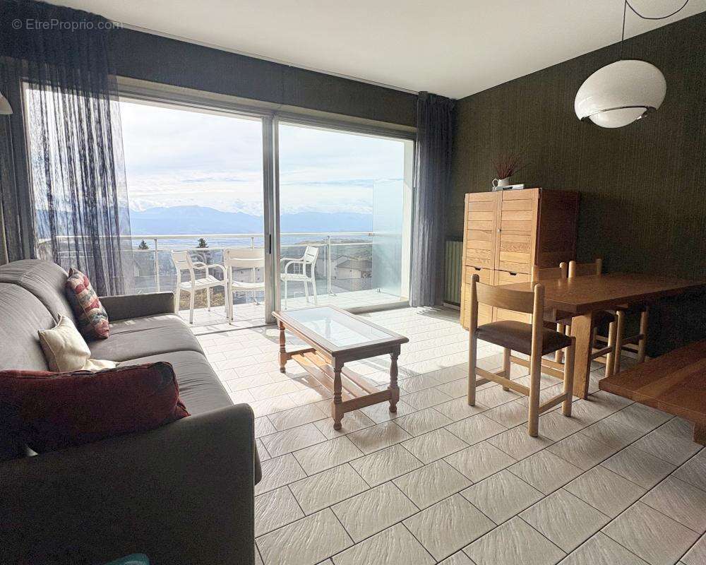 Appartement à FONT-ROMEU-ODEILLO-VIA