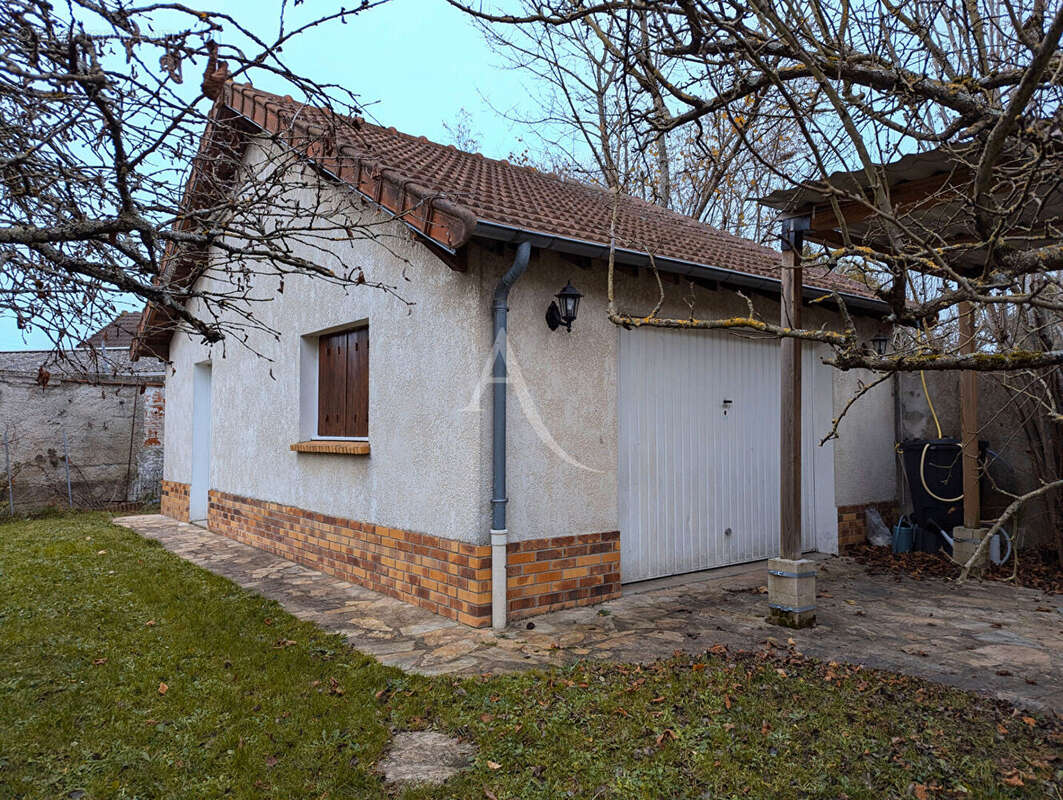 Maison à VAIRES-SUR-MARNE