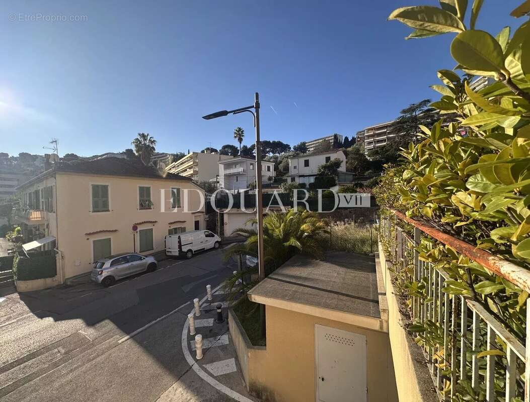 Appartement à ROQUEBRUNE-CAP-MARTIN
