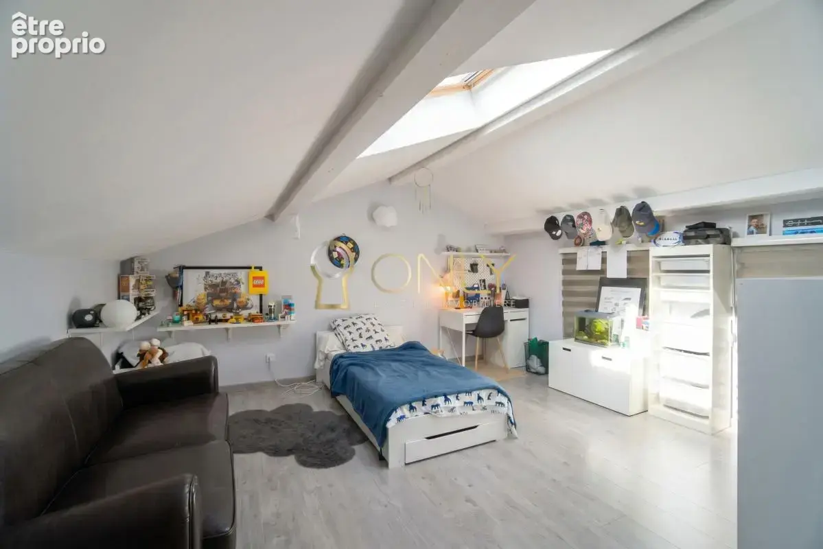 Saint Didier de Formans - Maison individuelle - 122 m² habitable - 3 chambres - Garage - photo 11