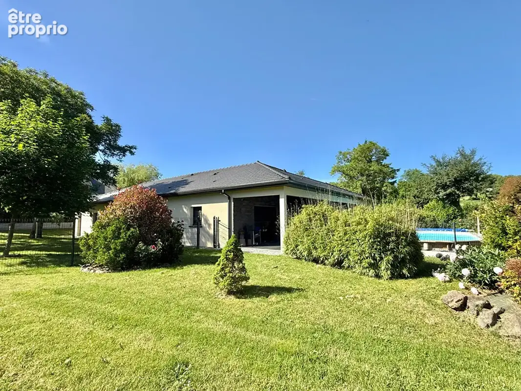 MANZAT / Villa contemporaine à vendre de 225 M2 habitables, belles prestations ! - photo 4