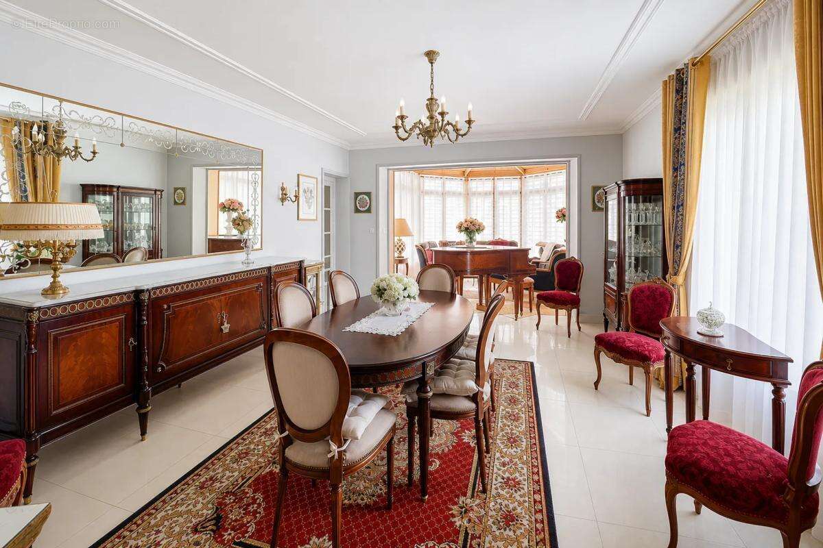 Maison à ANGRIE