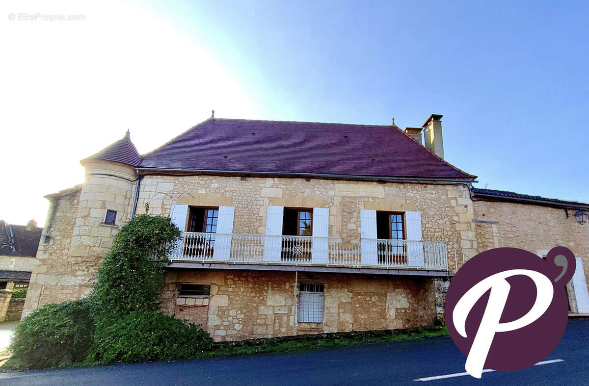 Maison à LIORAC-SUR-LOUYRE