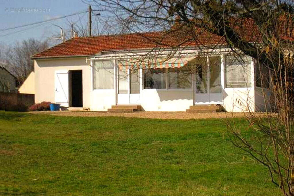 Maison à BRAGNY-SUR-SAONE