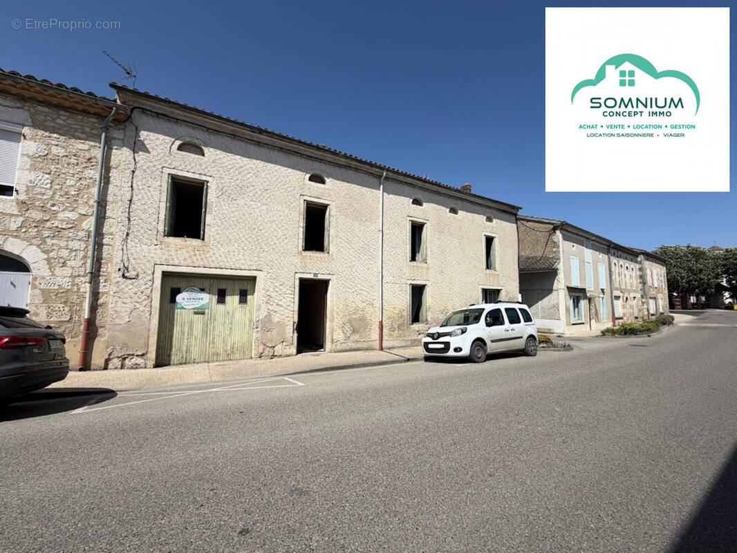 Maison à SAINT-CLAR