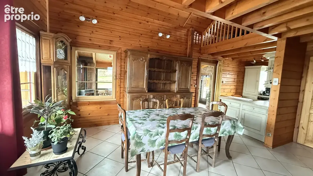 La Voivre - Rare - Très beau chalet sur un terrain paysagé de 2528m2 - photo 10
