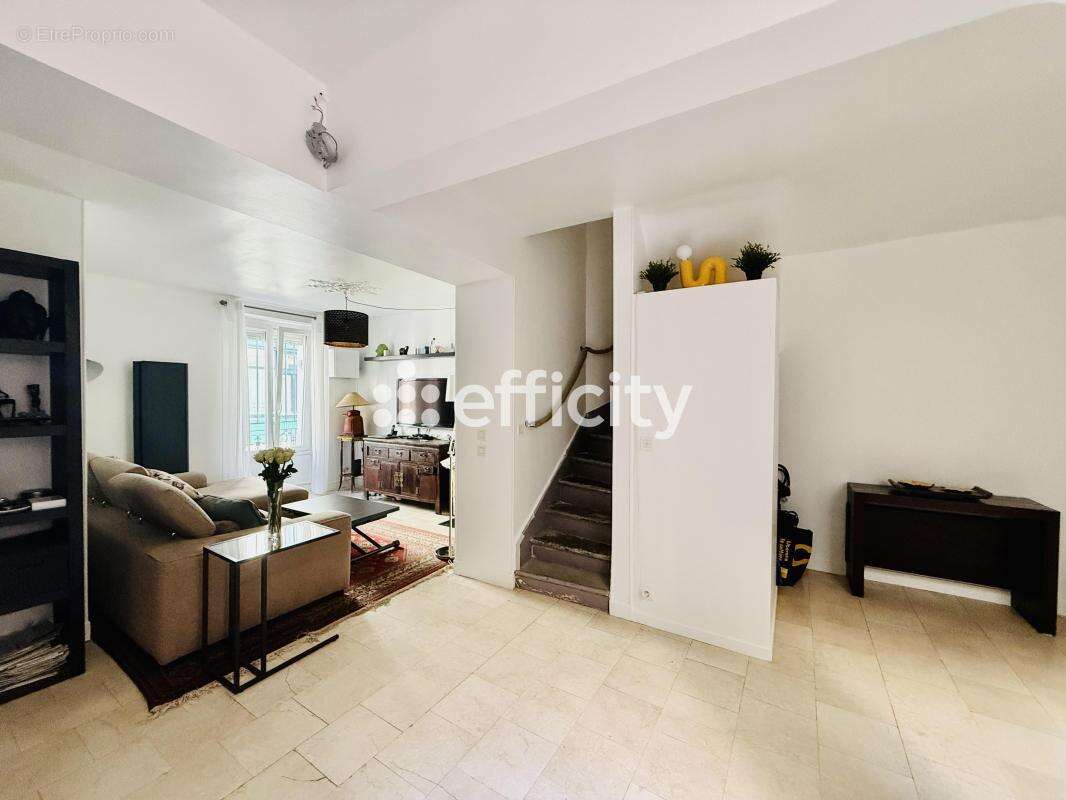 Maison 113 m² à Paris-13e  - photo 2