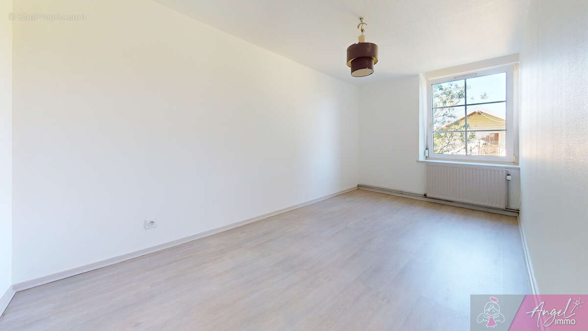 Appartement à LAVANS-LES-DOLE