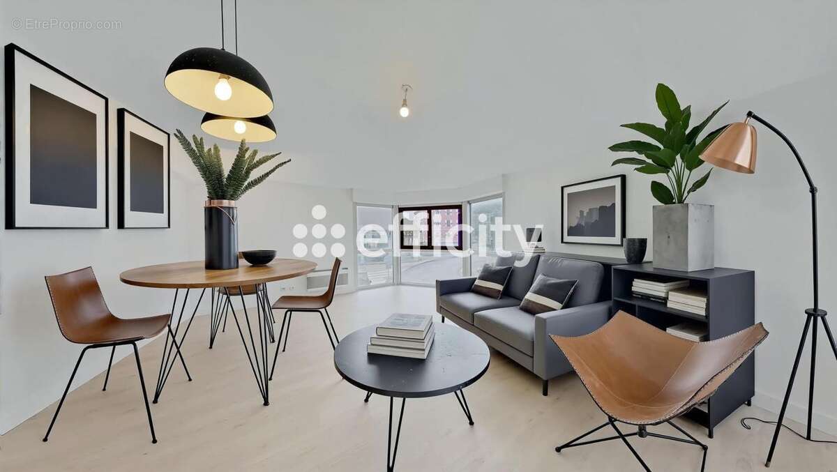 Appartement à LA ROCHE-SUR-FORON