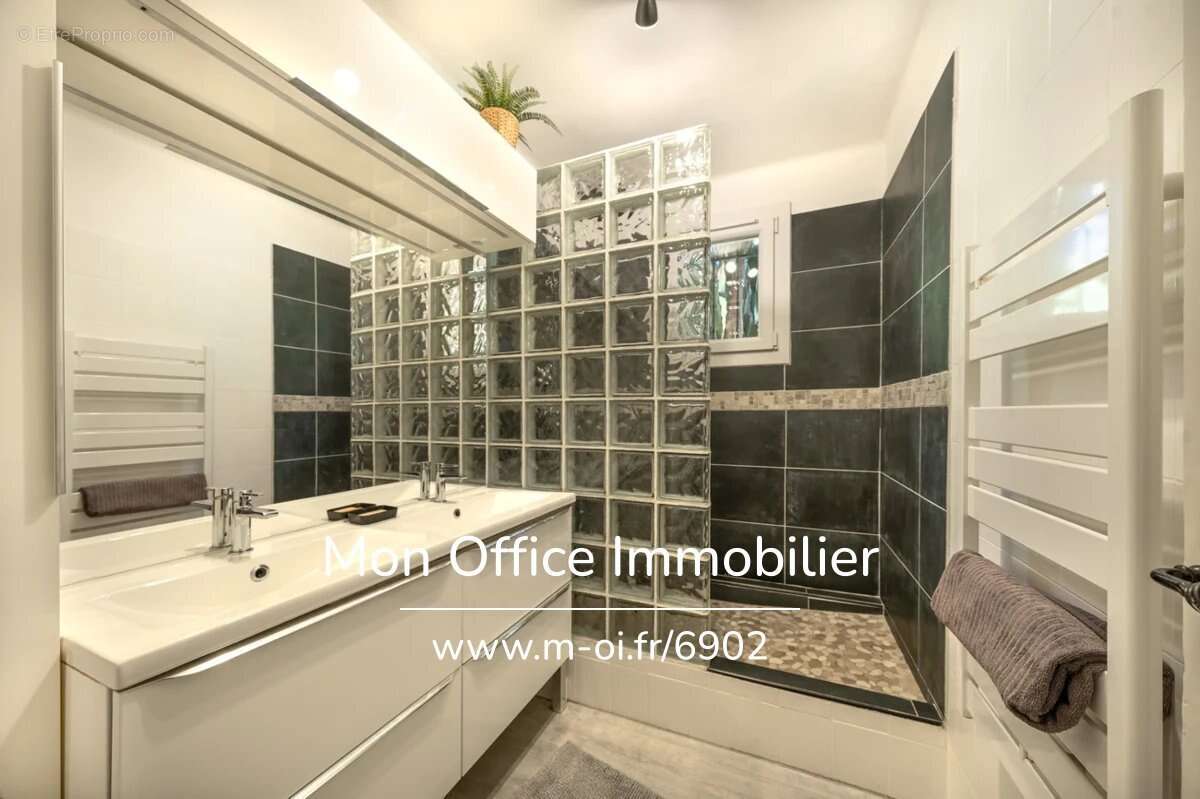 Référence : 6902-JDO - Villa provençale de charme avec piscine, studio indépendant et aperçu mer ! - photo 14