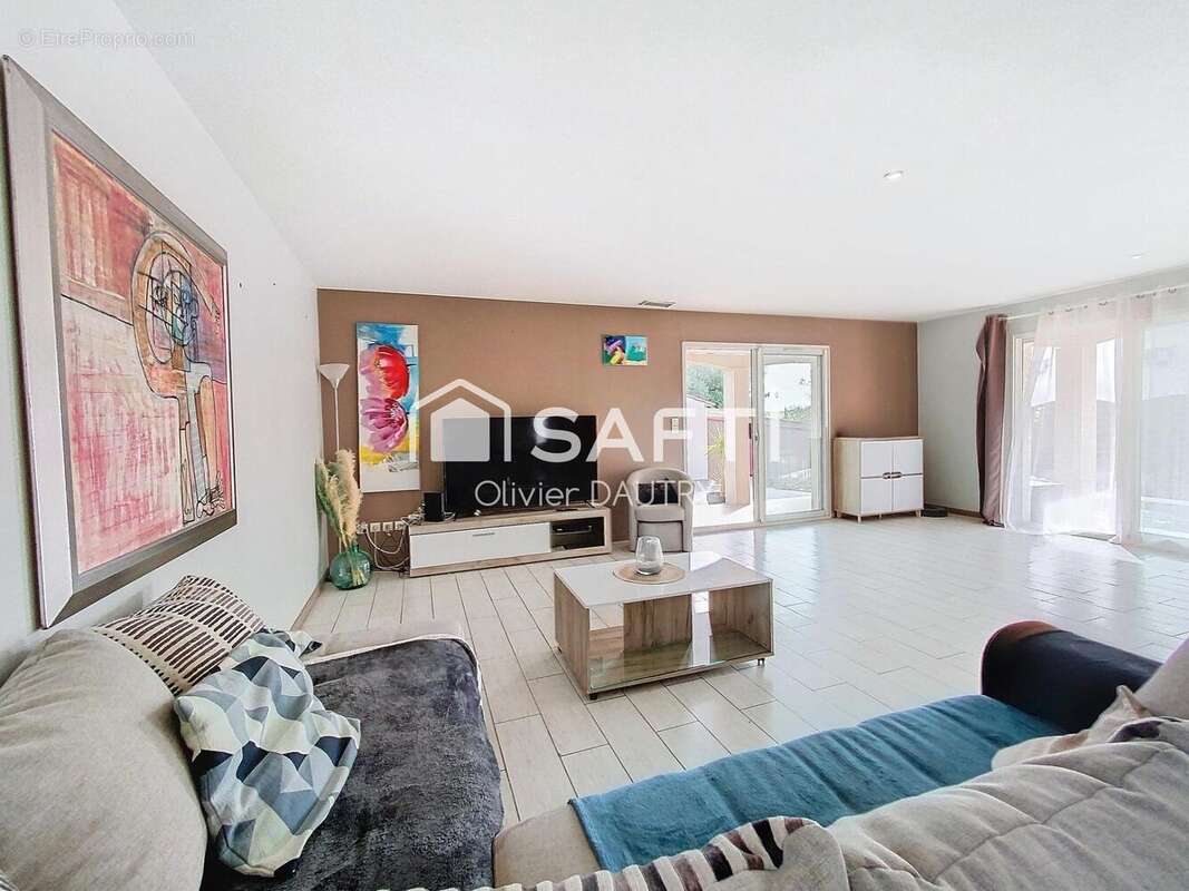 Photo 3 - Maison à POMEROLS