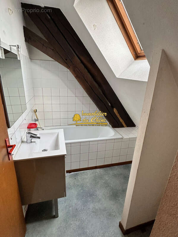 Appartement 38 m² à Luxeuil-Les-Bains  - photo 2