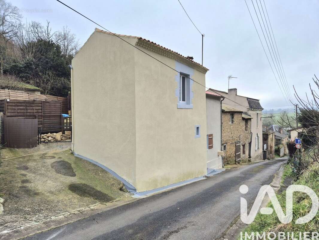 Photo 2 - Maison à THOUARS