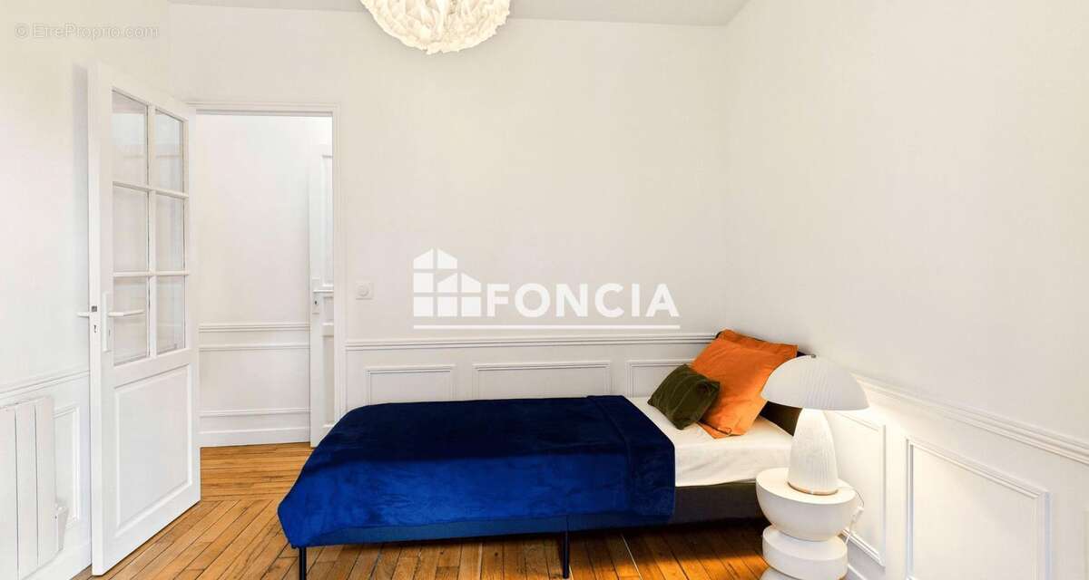 Appartement à PARIS-15E