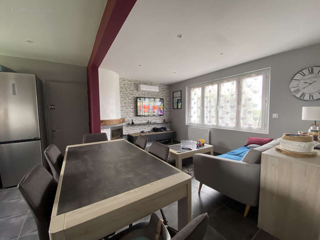 Maison à ARTANNES-SUR-THOUET