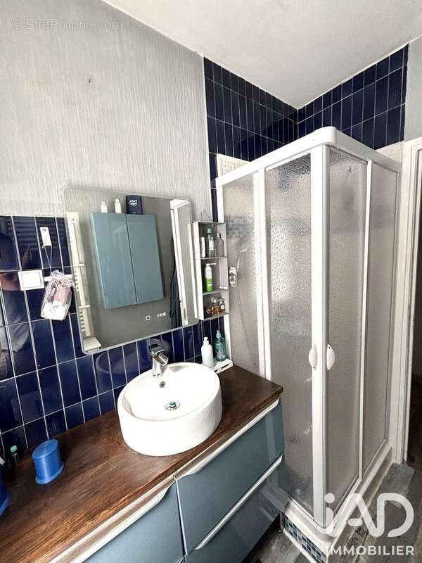 Maison 93 m² à Bassillac  - photo 8