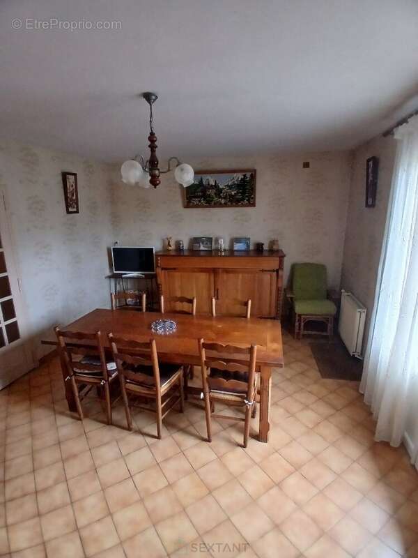 Maison à ALLEMANS