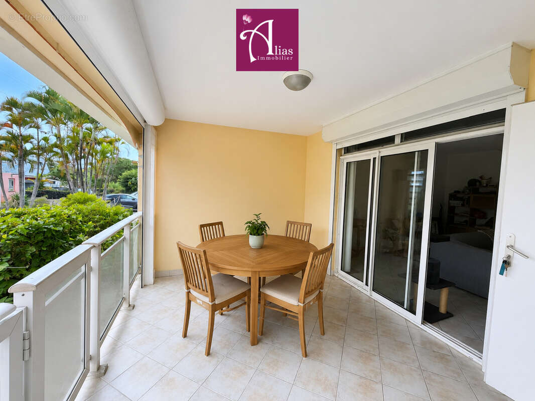 Appartement à BAIE-MAHAULT