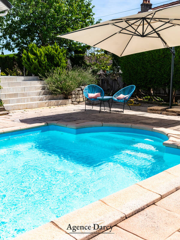 Maison t6 nuits-saint-georges avec piscine - photo 1