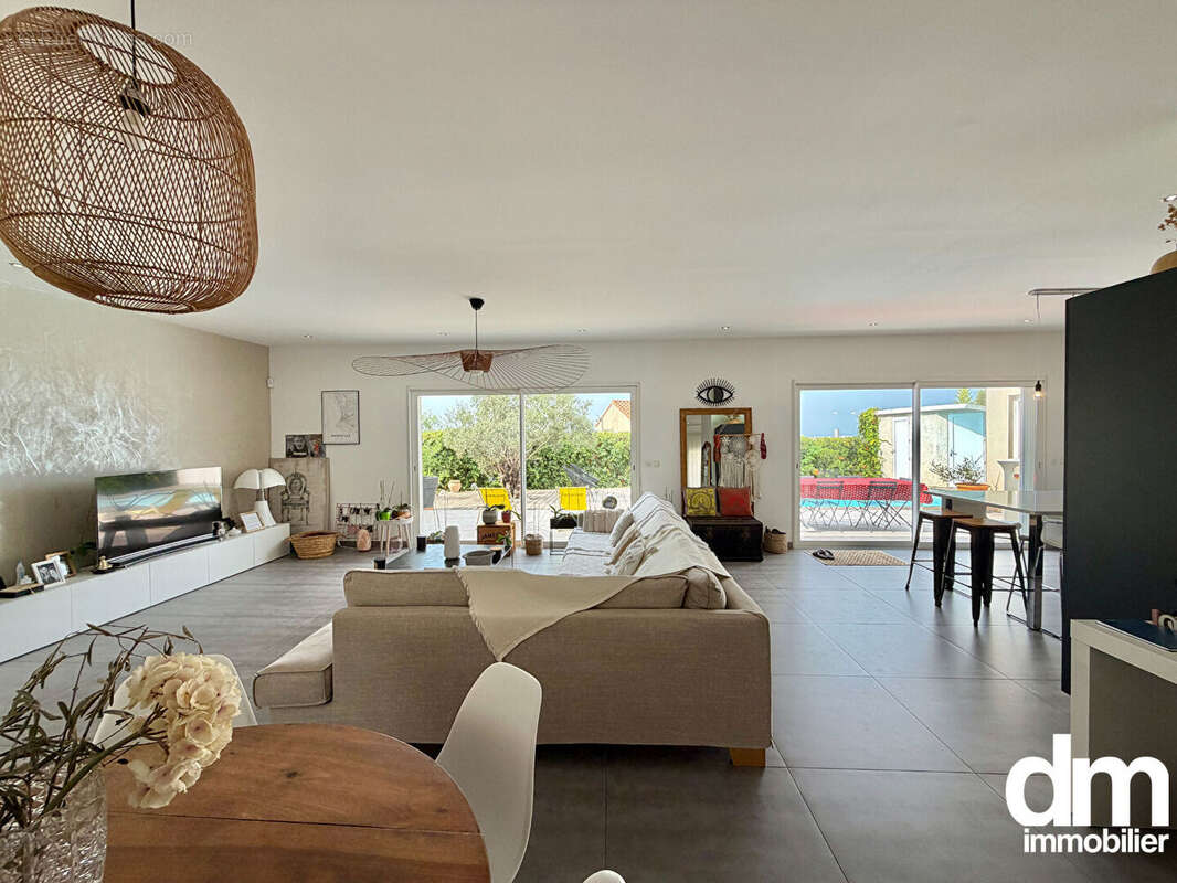 Maison de type 5 d'une surface de 175m2 avec garage de 20m2 - photo 6